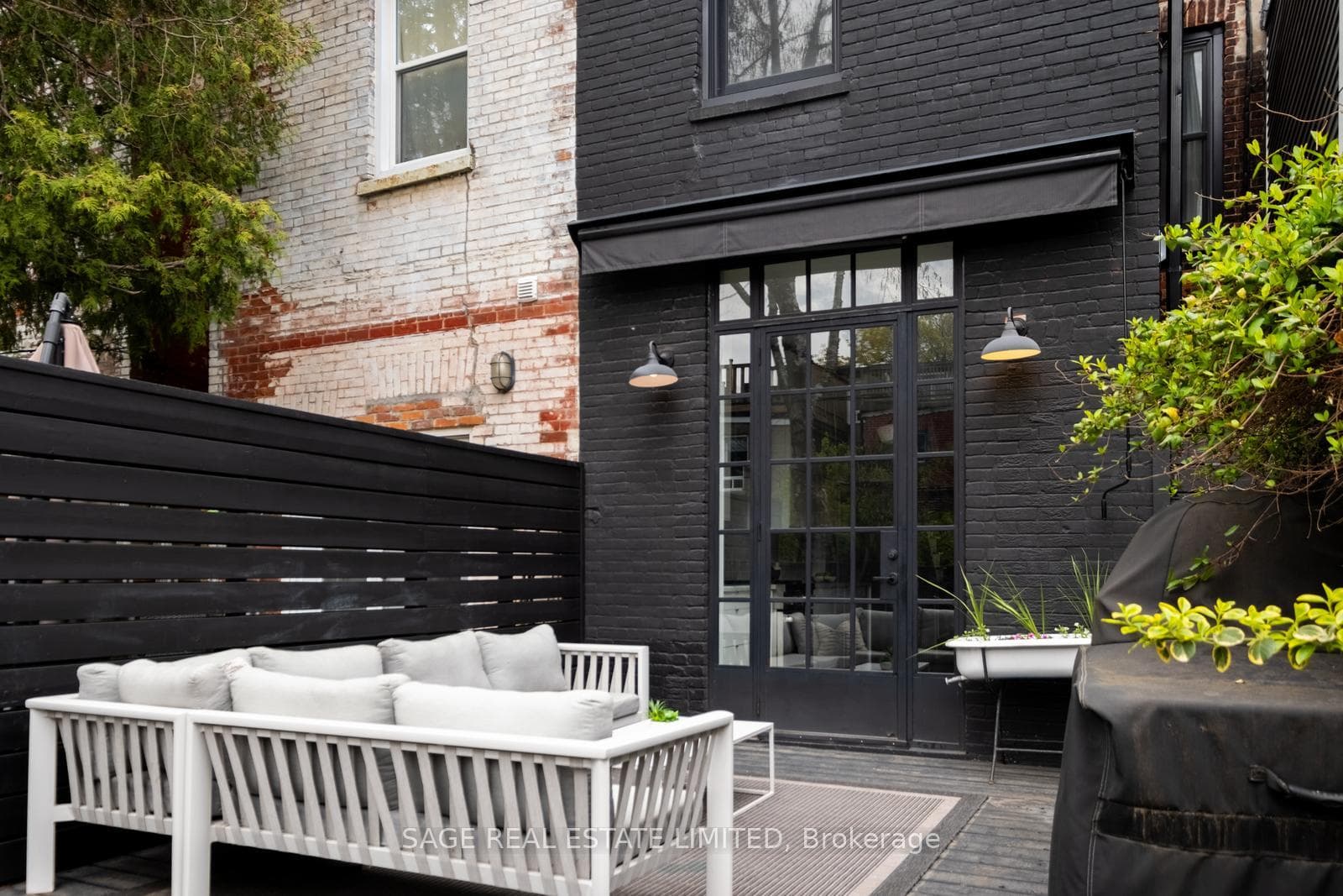96 De Grassi Street photo 33