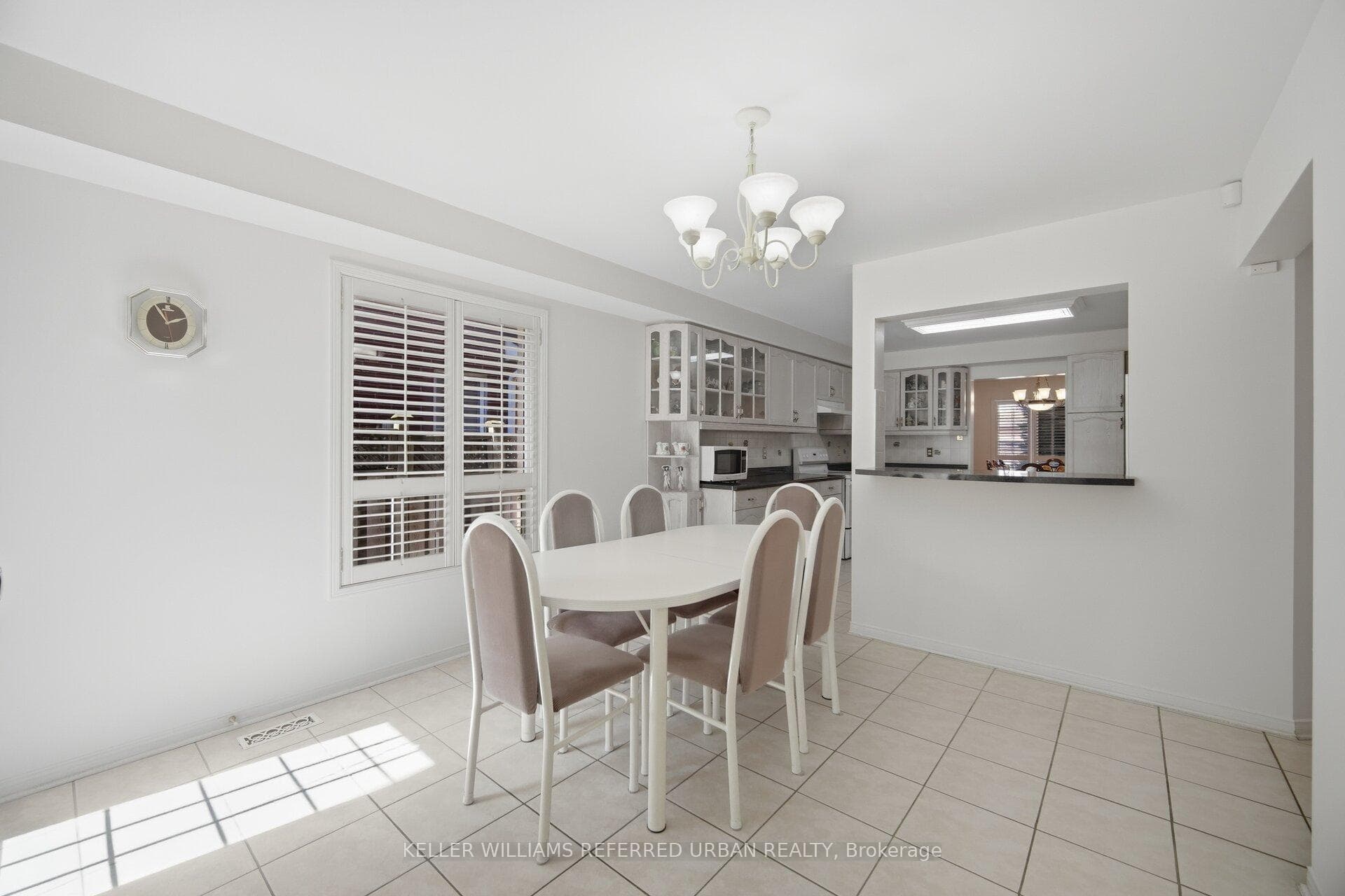 239 Drummond Drive photo 13