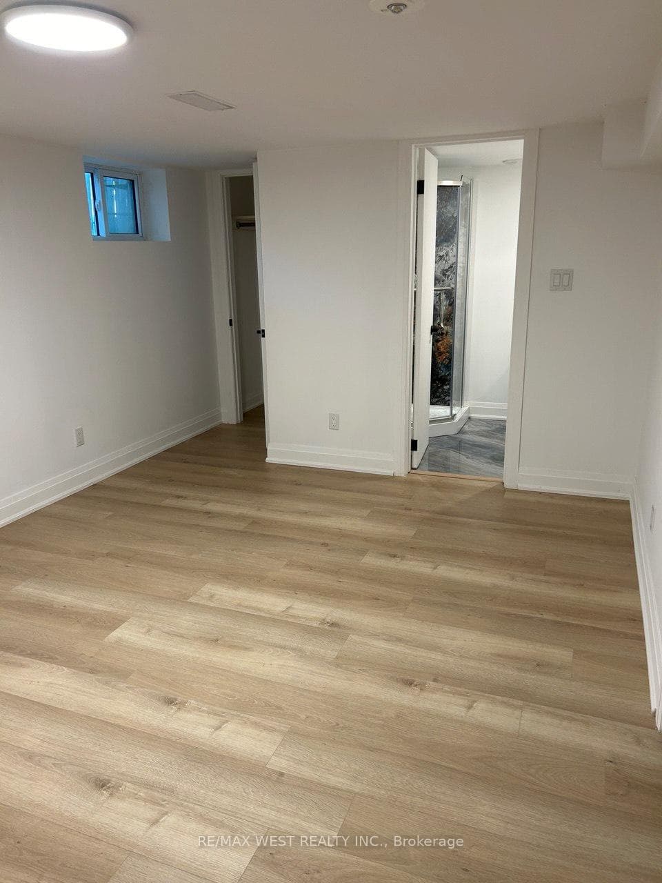 221 Penn Avenue photo 6