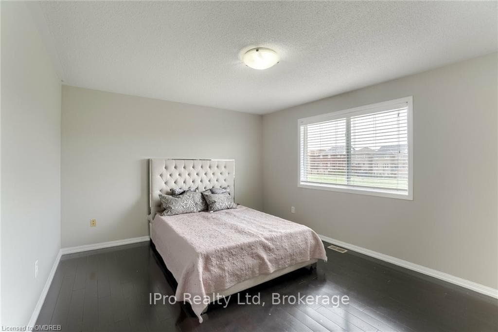 838 SHEPHERD Place photo 22