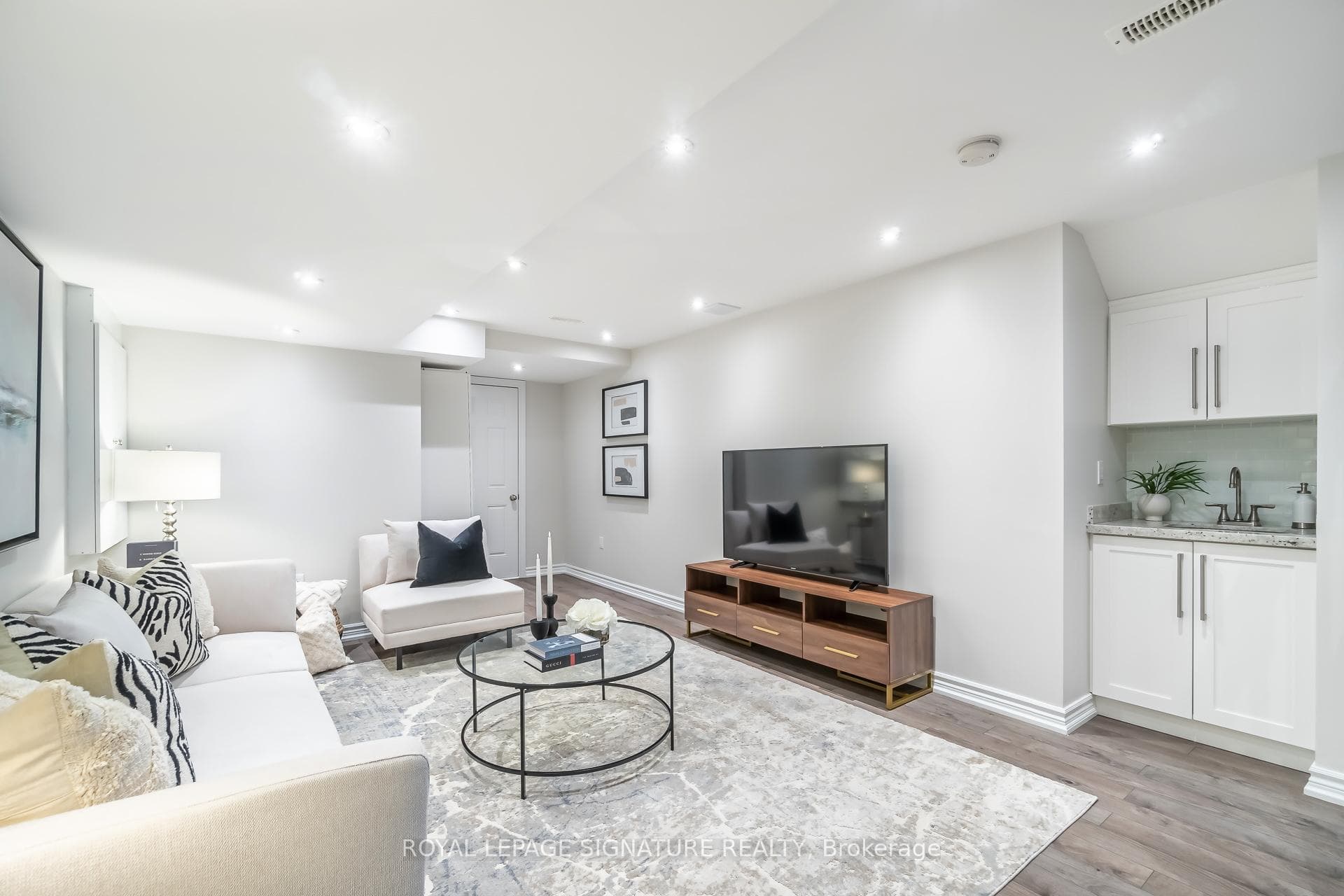 142 Maria Road photo 26