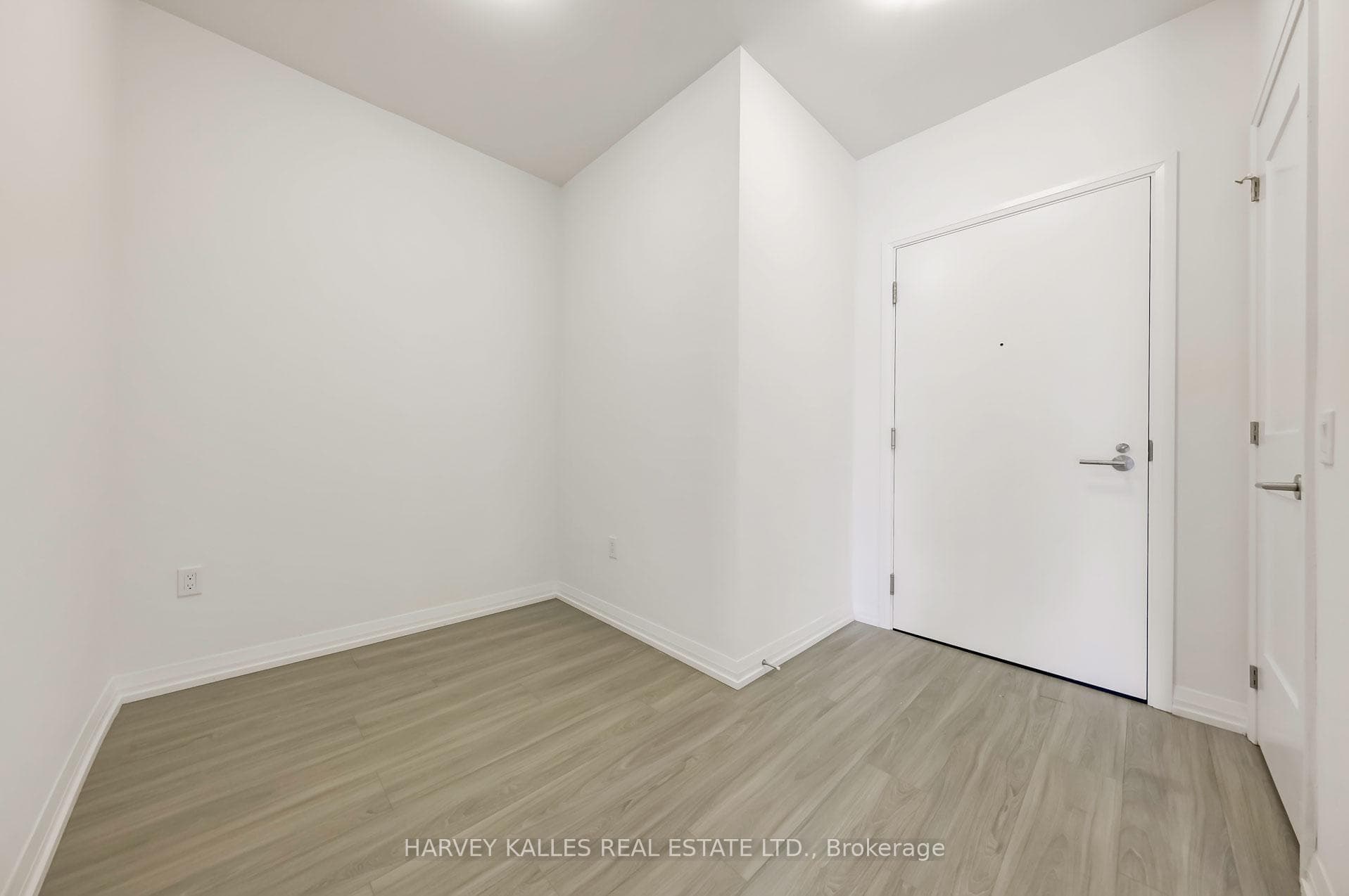 25 Holly Street Unit 2504 photo 5