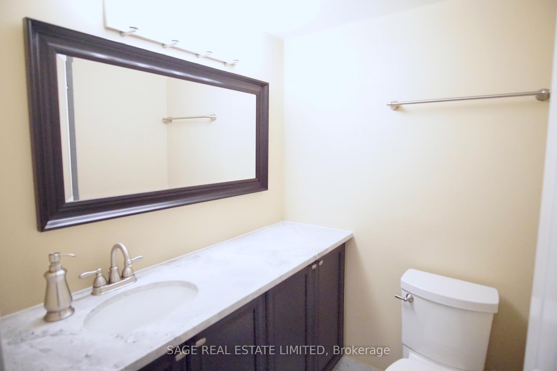 47 St Clair Avenue Unit 801 photo 23