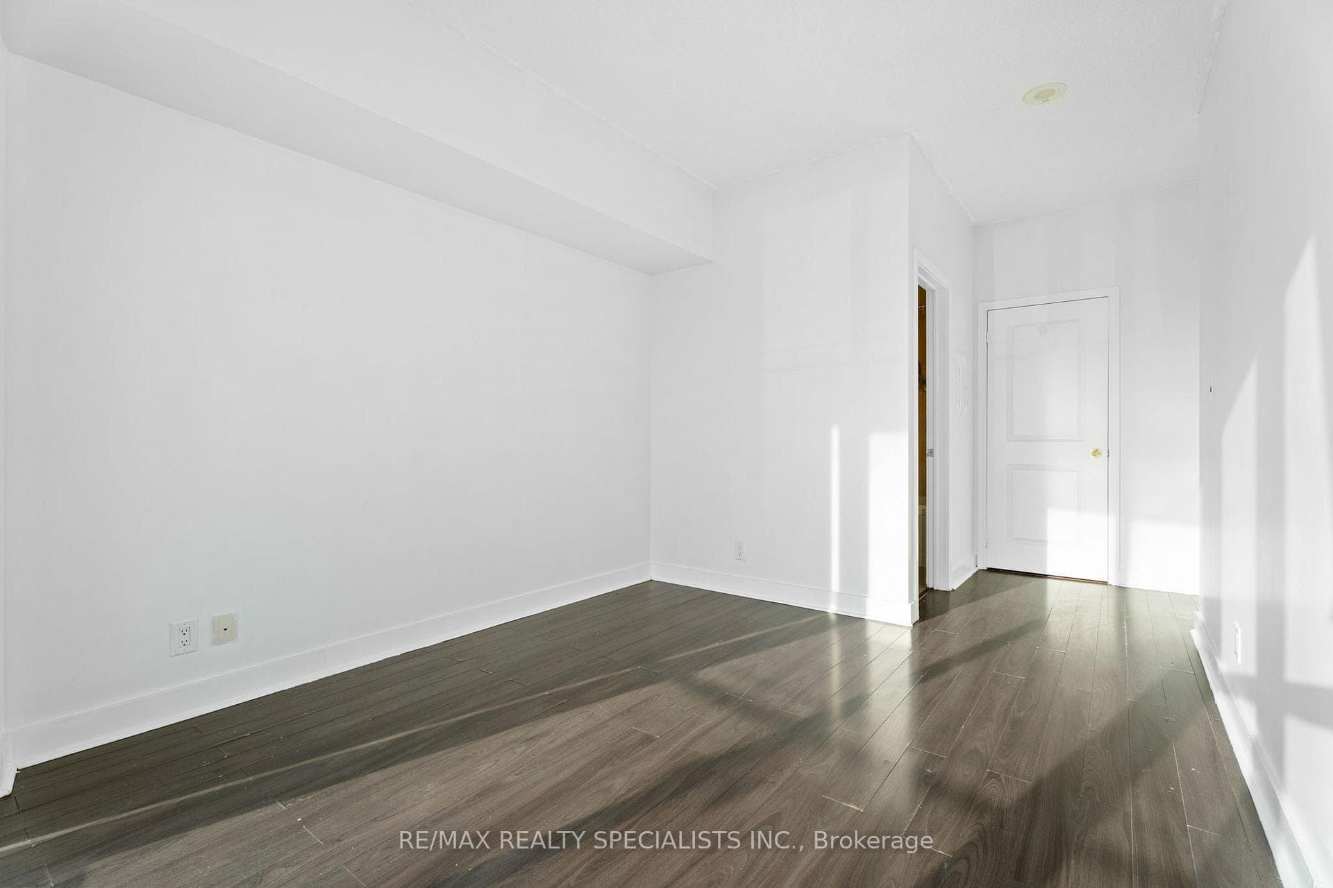 50 Absolute Avenue Unit 3108 photo 16