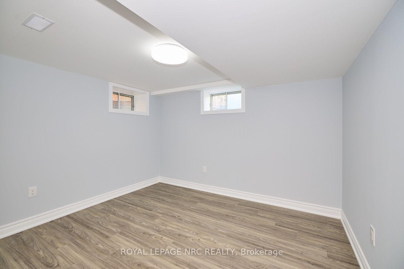 36 Valerie Drive photo 28