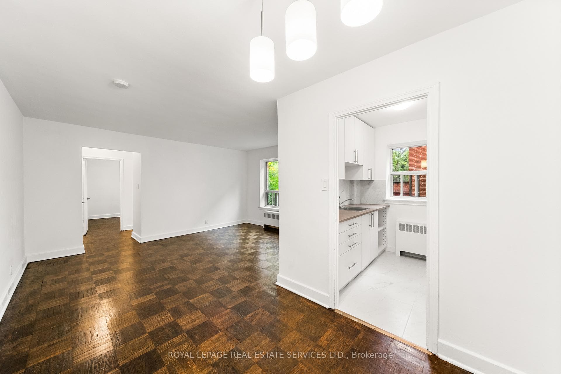 308 The Kingsway Way Unit 110 photo 13