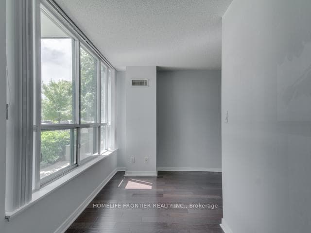 4850 Glen Erin Drive Unit 105 photo 8