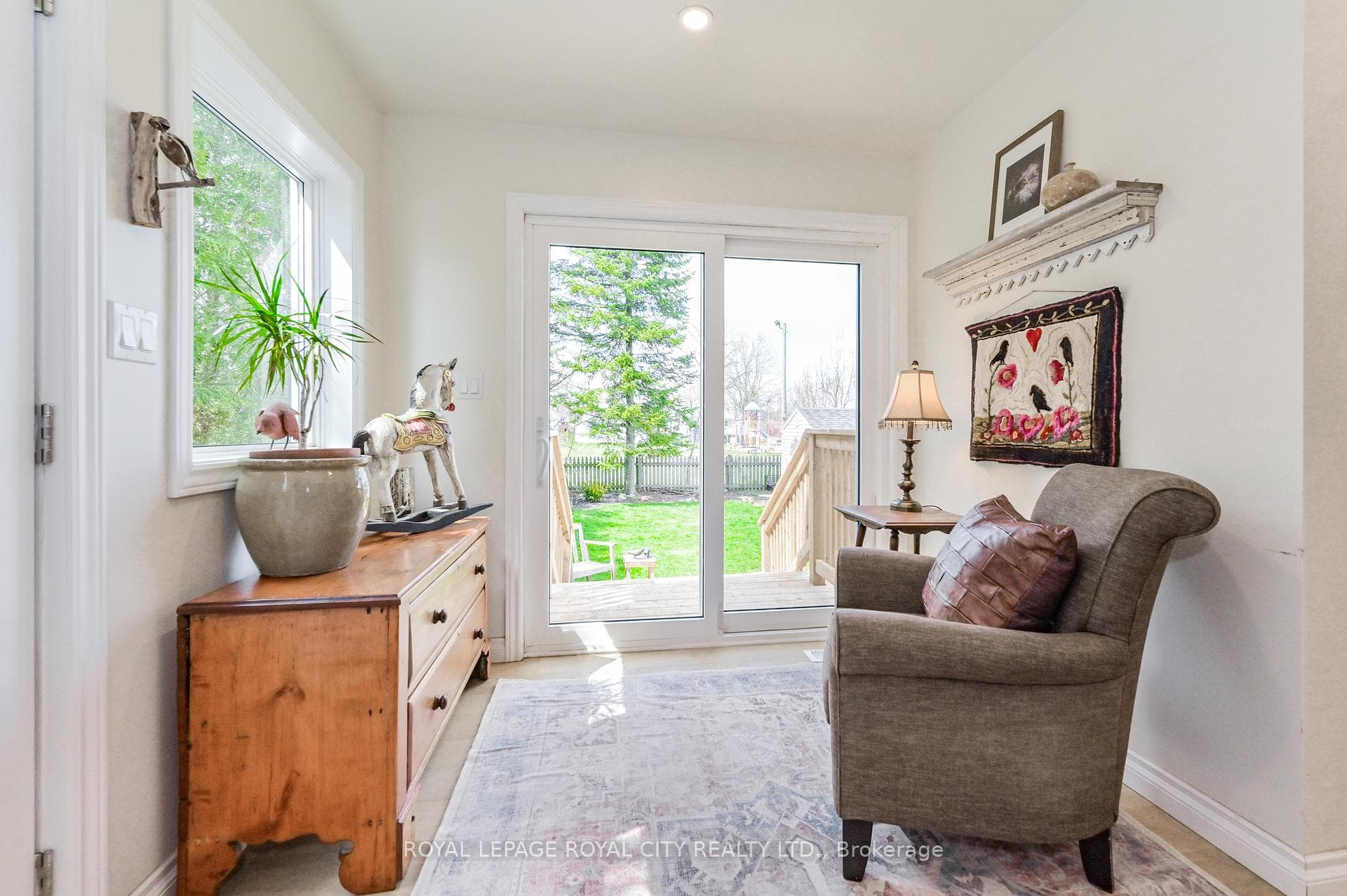9 Churchill Crescent photo 20