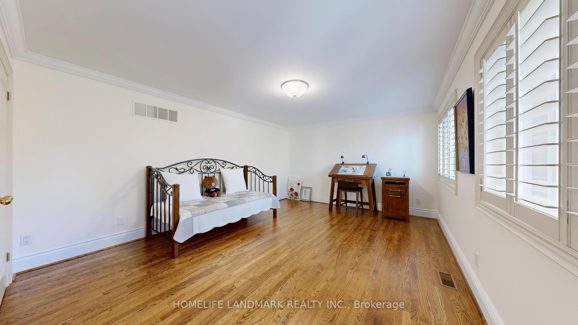 90 Offord Crescent photo 31