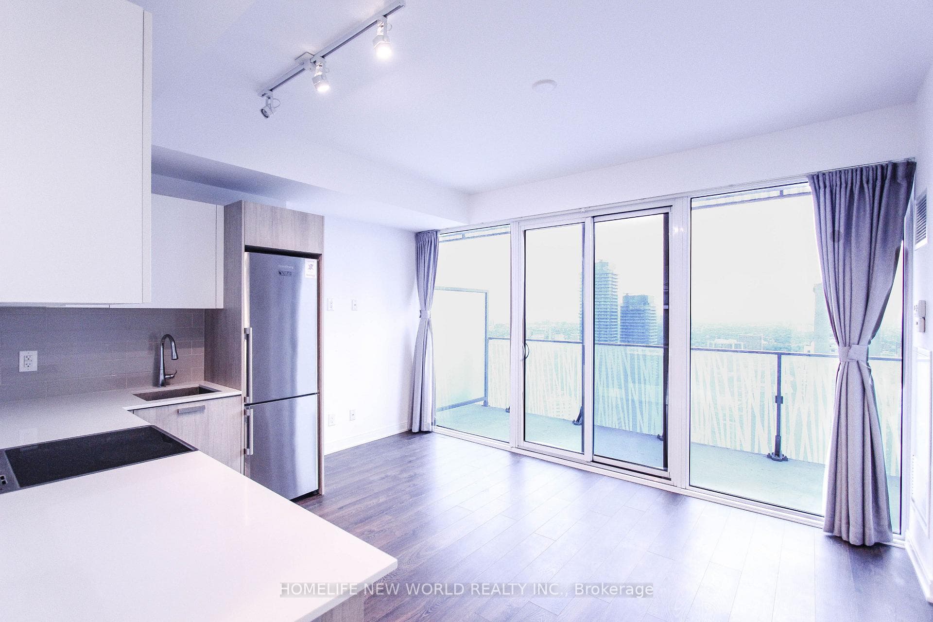 42 Charles Street Unit 4405 photo 3