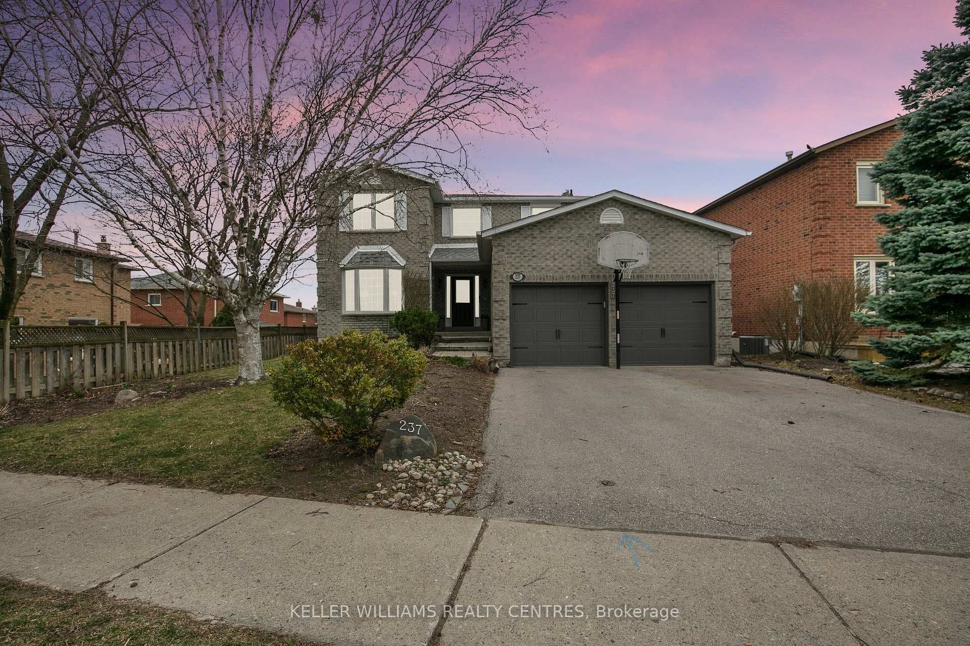237 Osmond Crescent photo 1