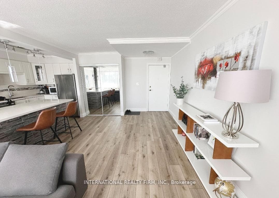 2263 Marine Drive Unit 408 photo 3