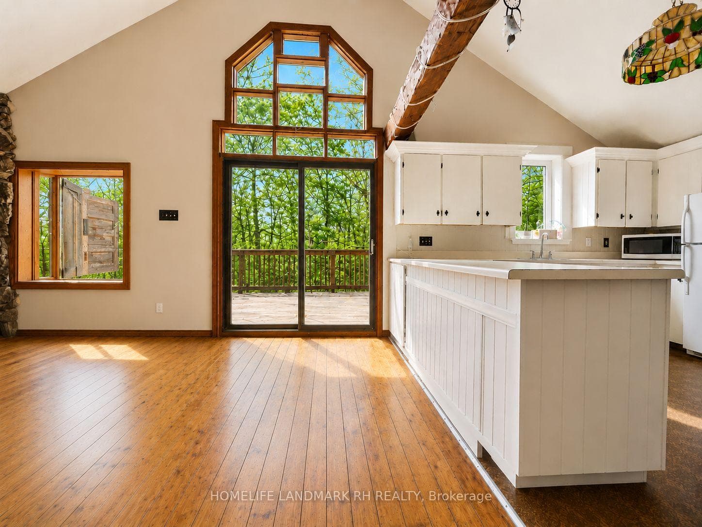 25066 Commodore Road photo 10