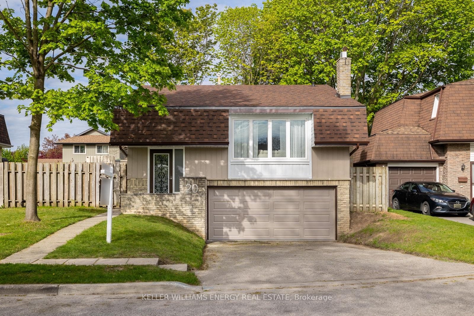 20 Harper Court photo 1