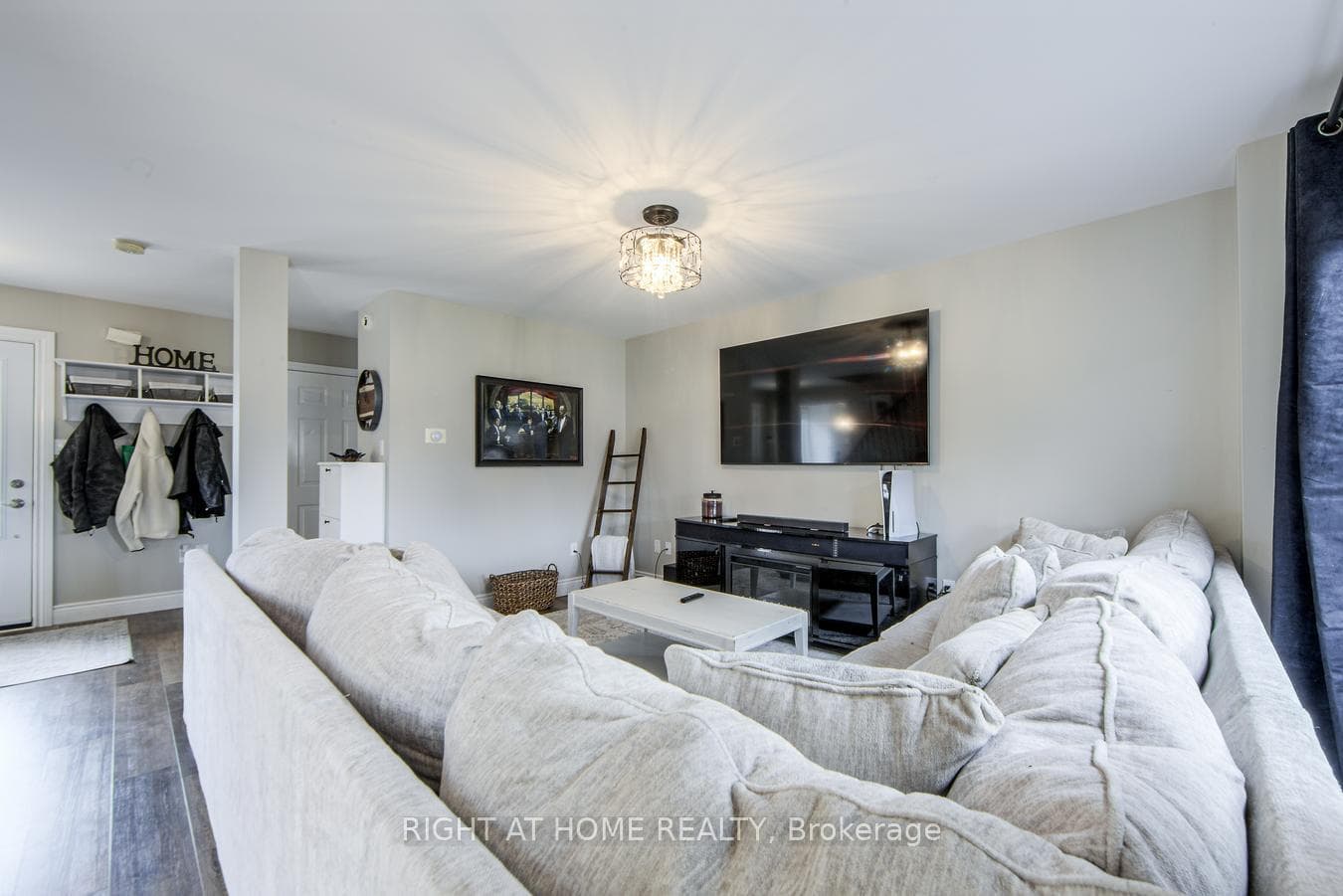 34 Lang Drive photo 11