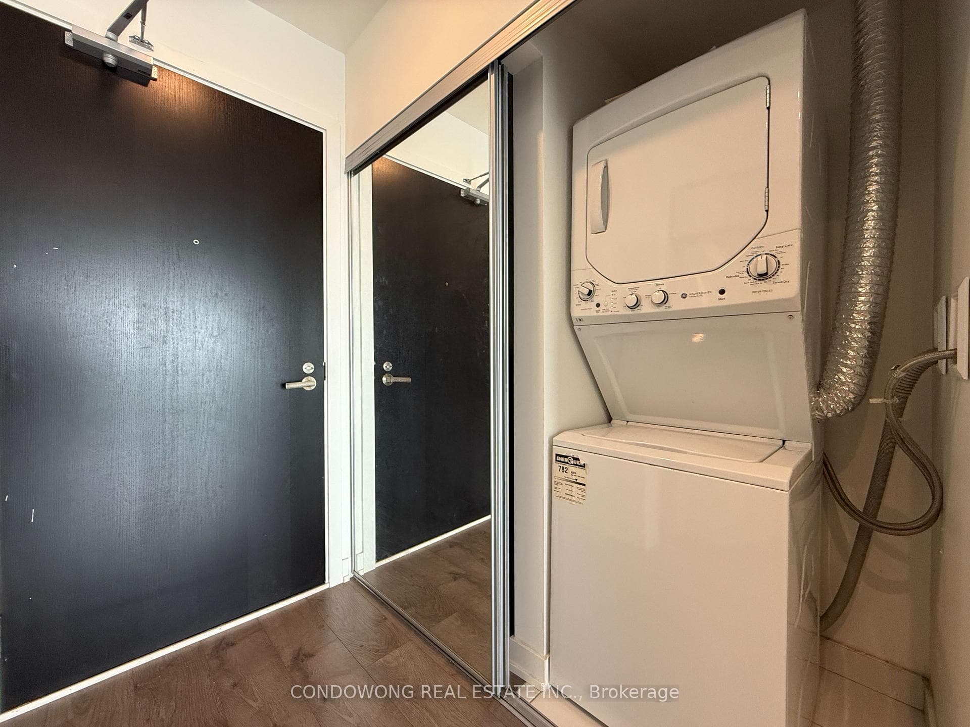 Full Size Washer and Dryer