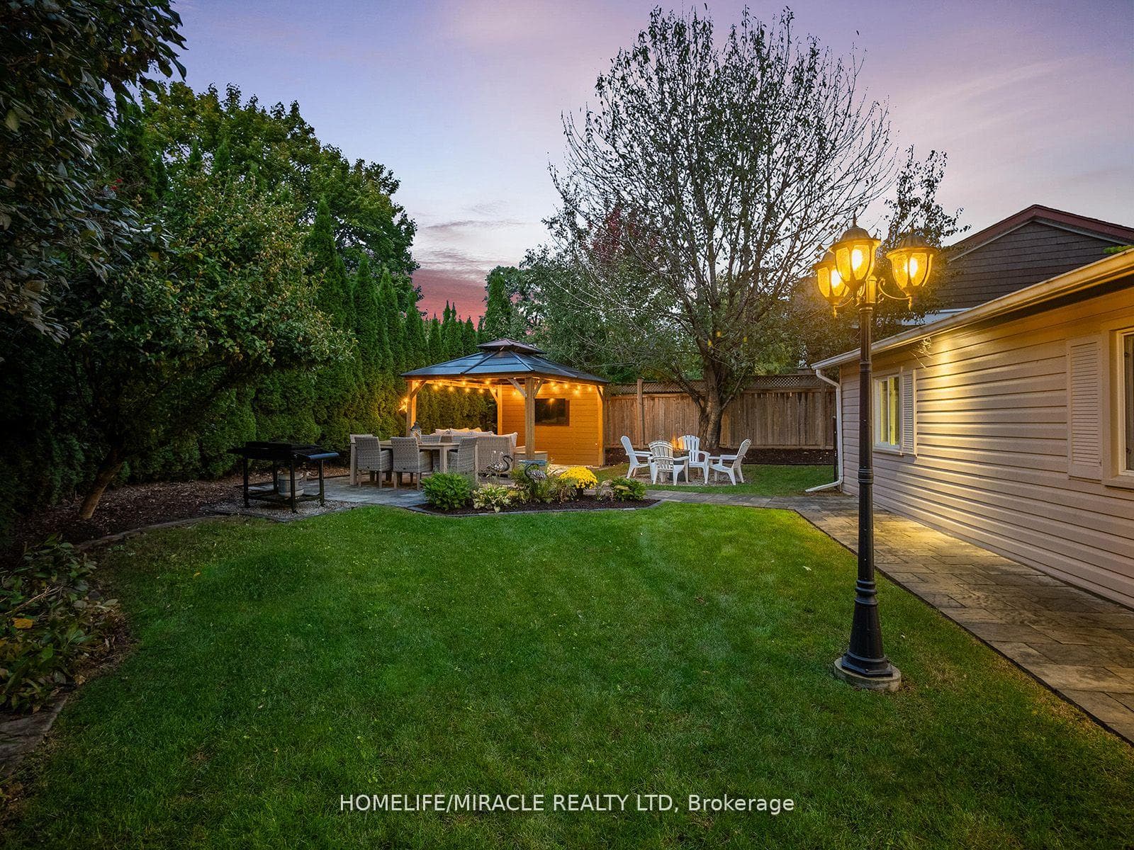 521 Oneida Drive photo 38
