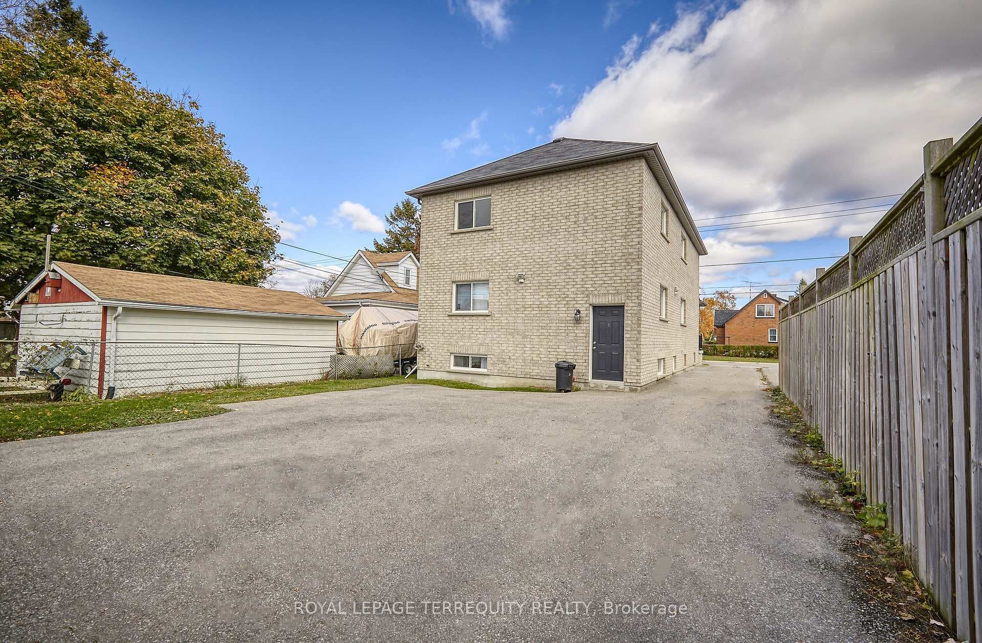 556 Park Road Unit 2 photo 19
