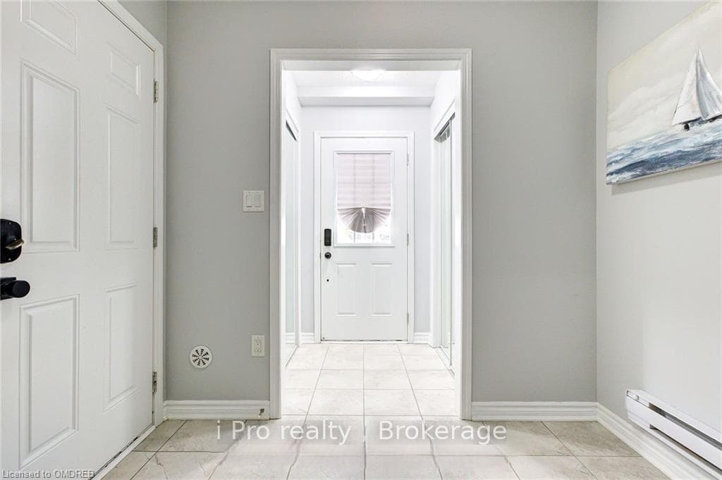 298 CASSON Point photo 3