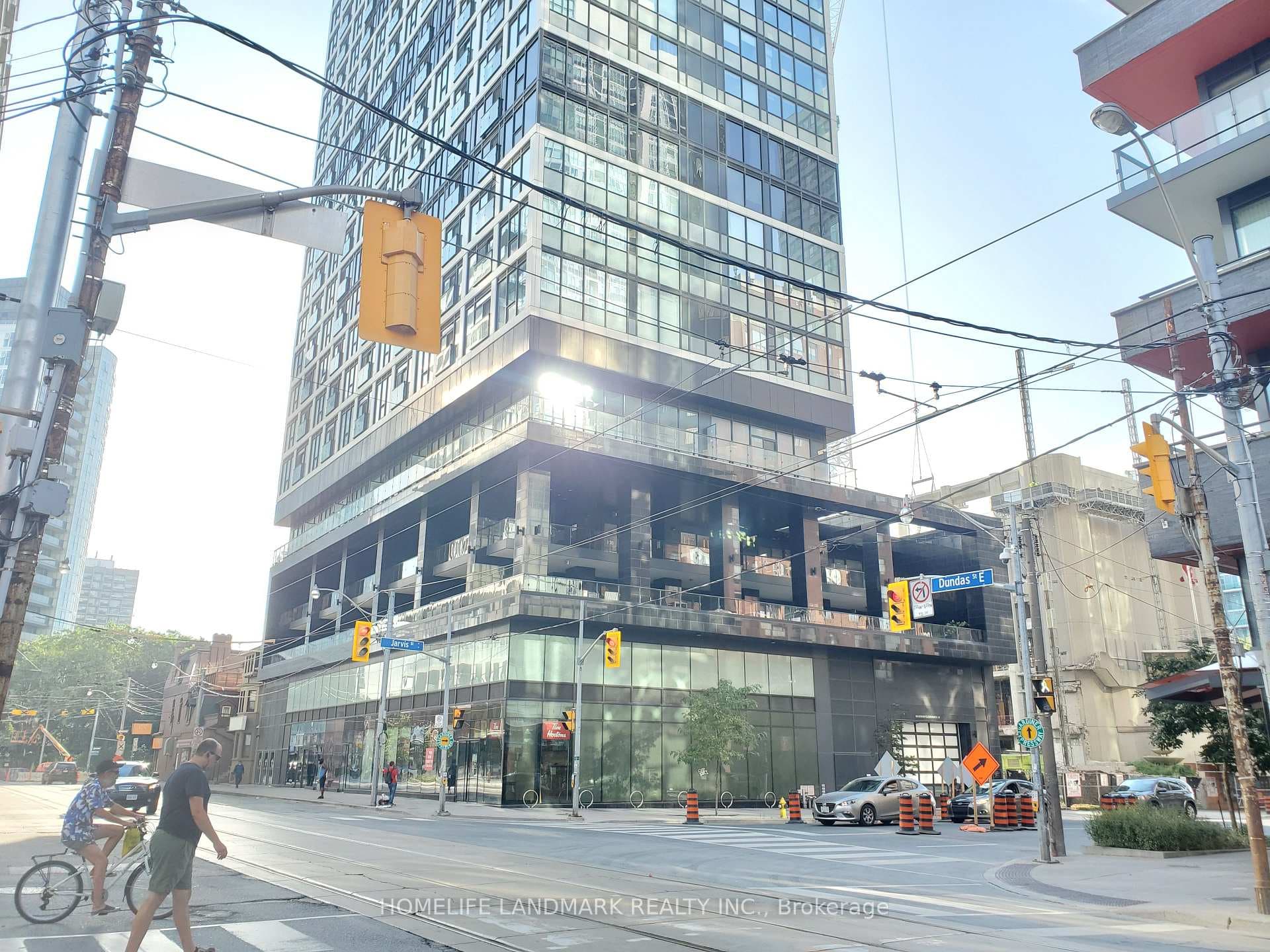 181 Dundas Street Unit 3915 photo 1