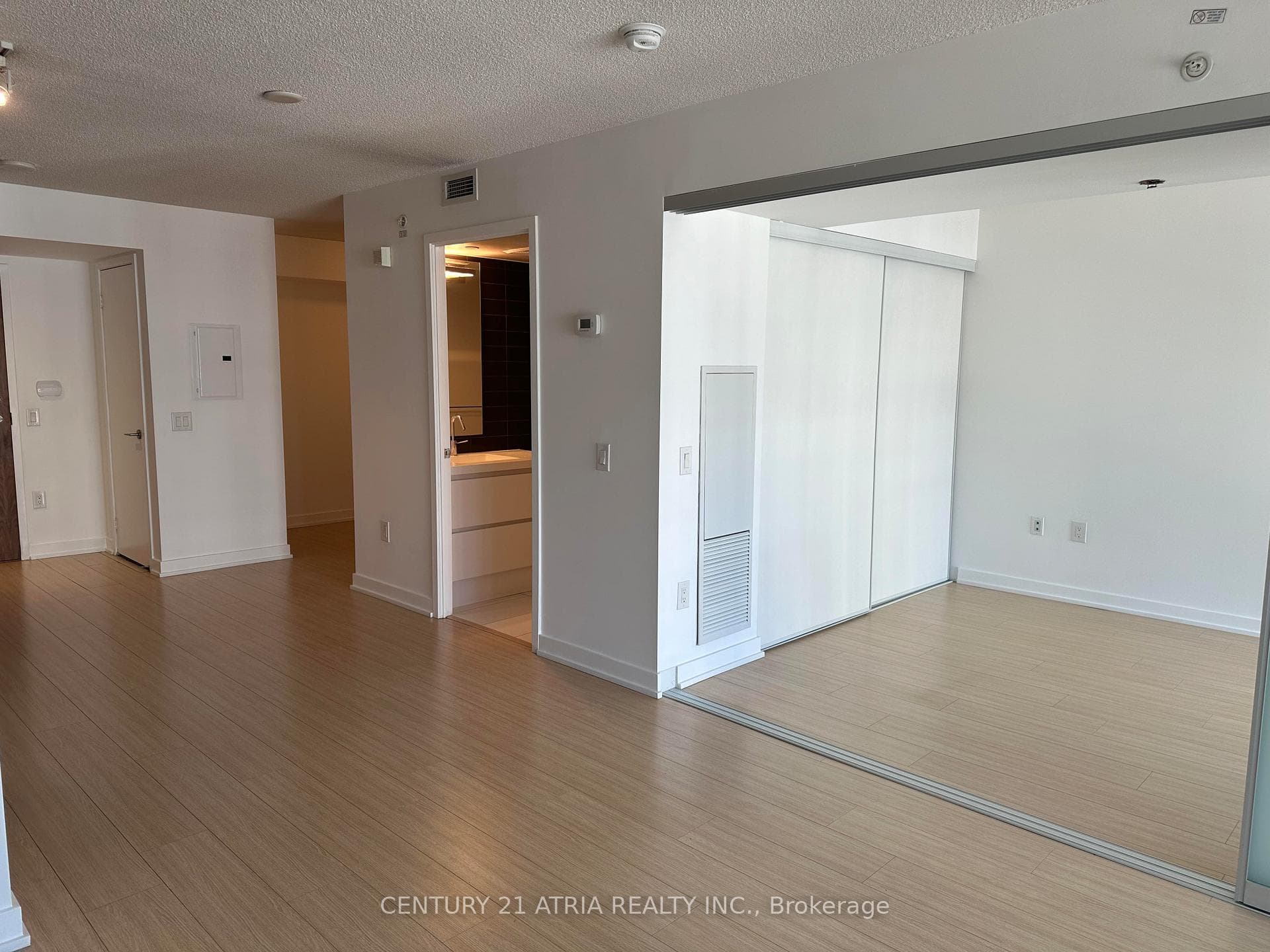 85 Queens Wharf Road Unit 718 photo 6