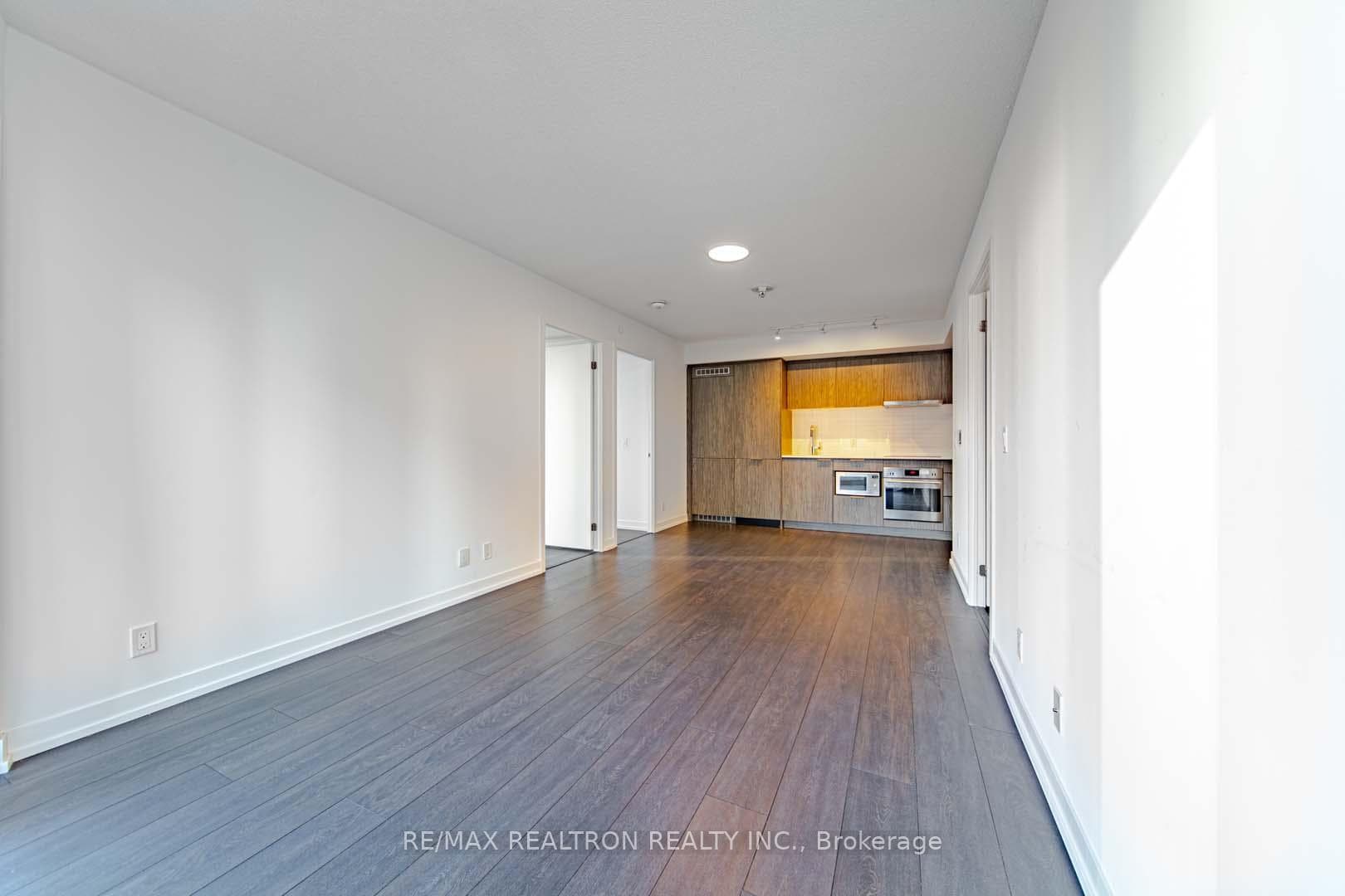 60 Shuter Street Unit 2006 photo 11