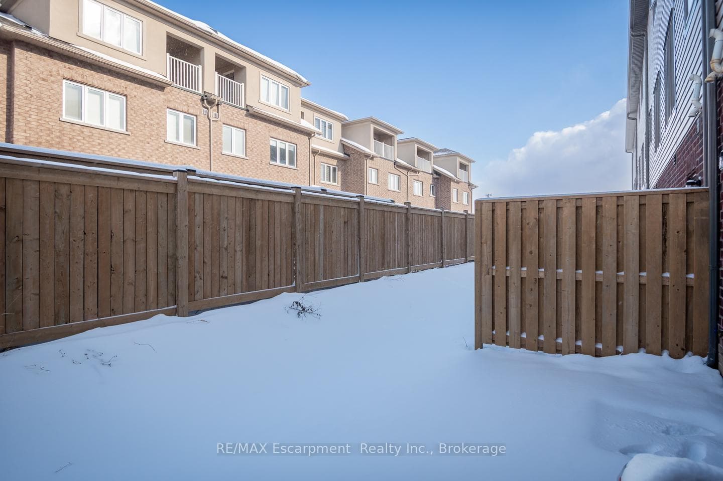 19 Picardy Drive Unit 18 photo 25