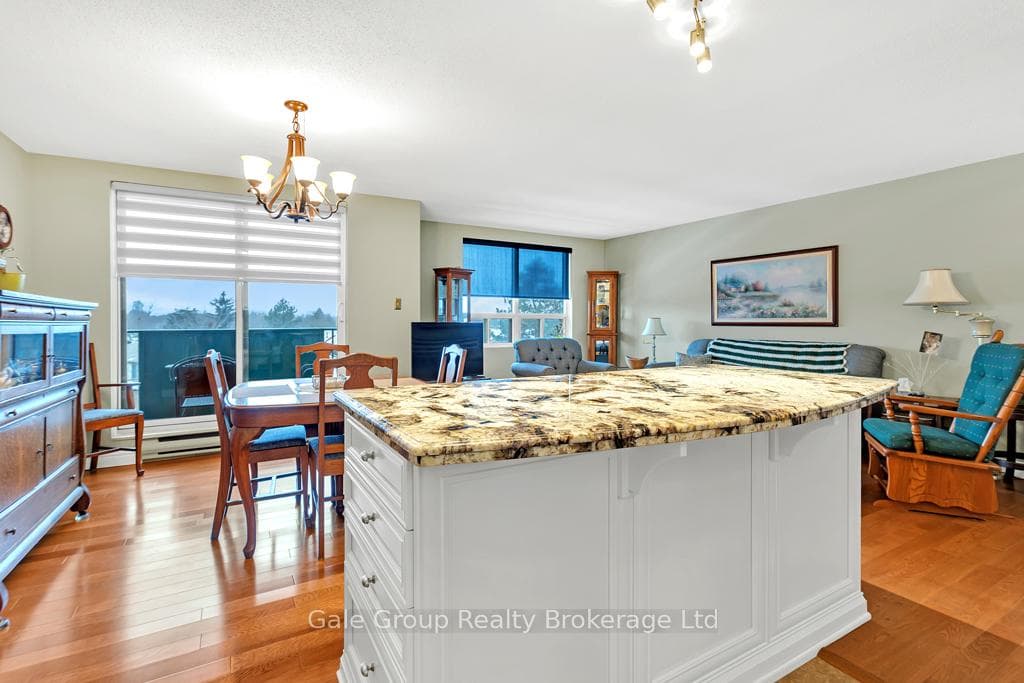 Open concept for entertaining, fits bar stools