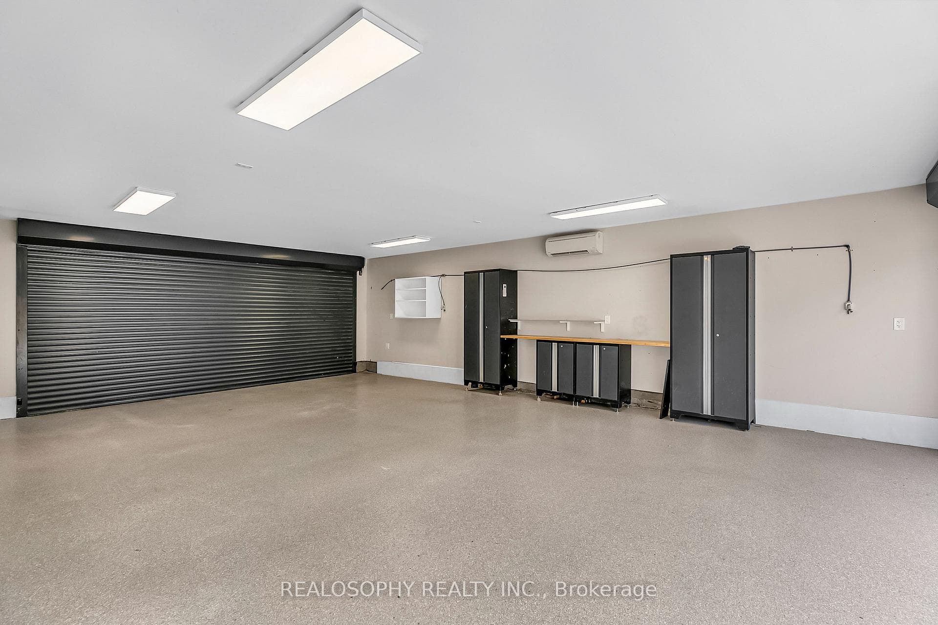 27 Chisholm Avenue photo 34