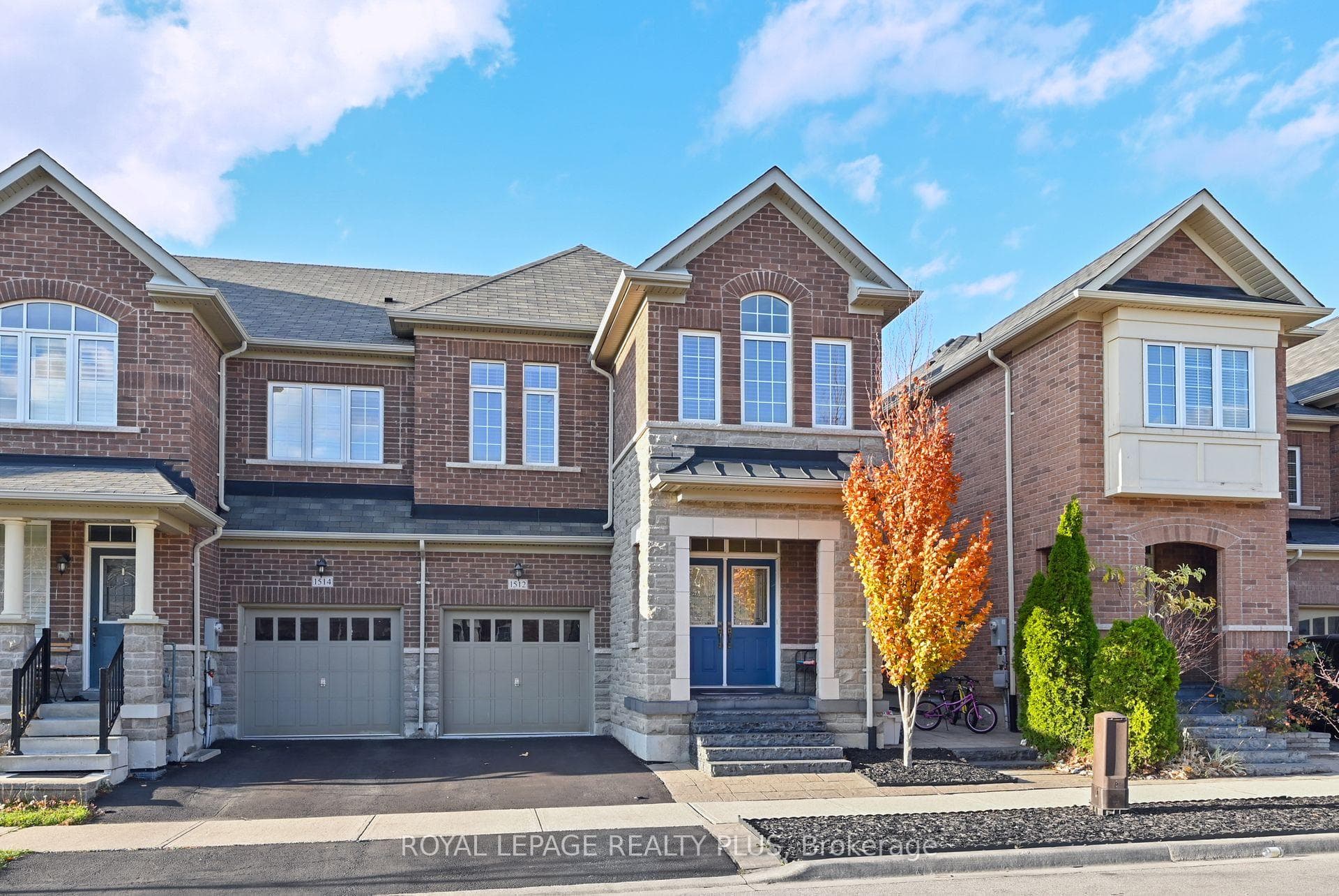 1512 Haws Crescent photo 35
