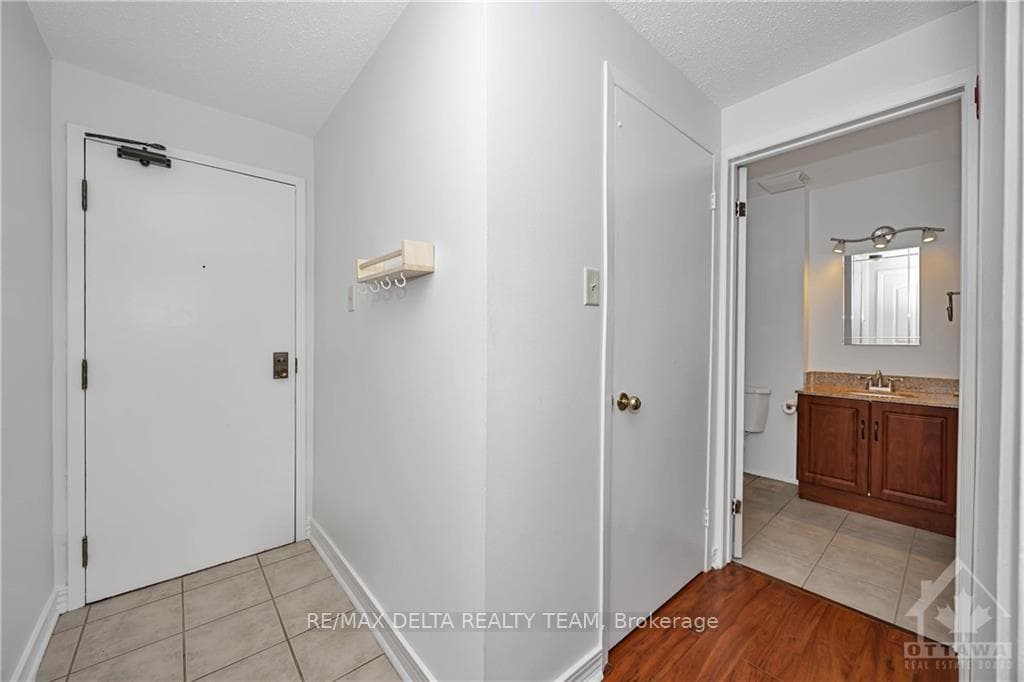 6532 BILBERRY Drive Unit 405 photo 6