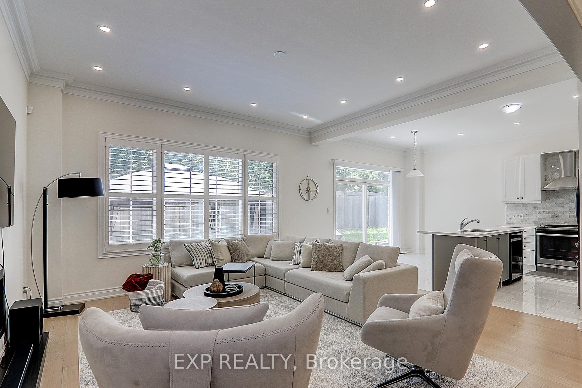 21 Ash Hill Avenue photo 11