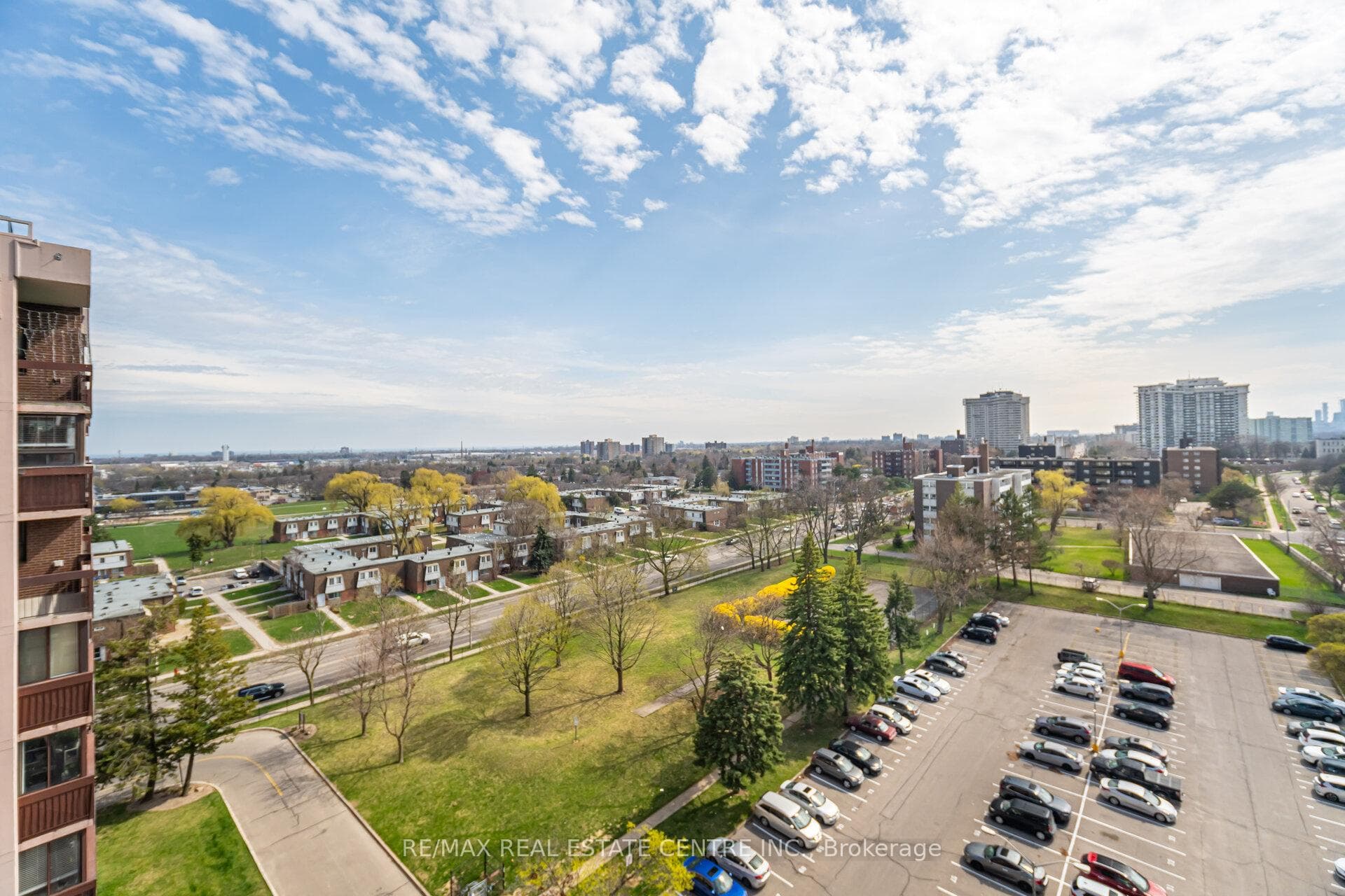 1615 Bloor Street Unit 1111 photo 19