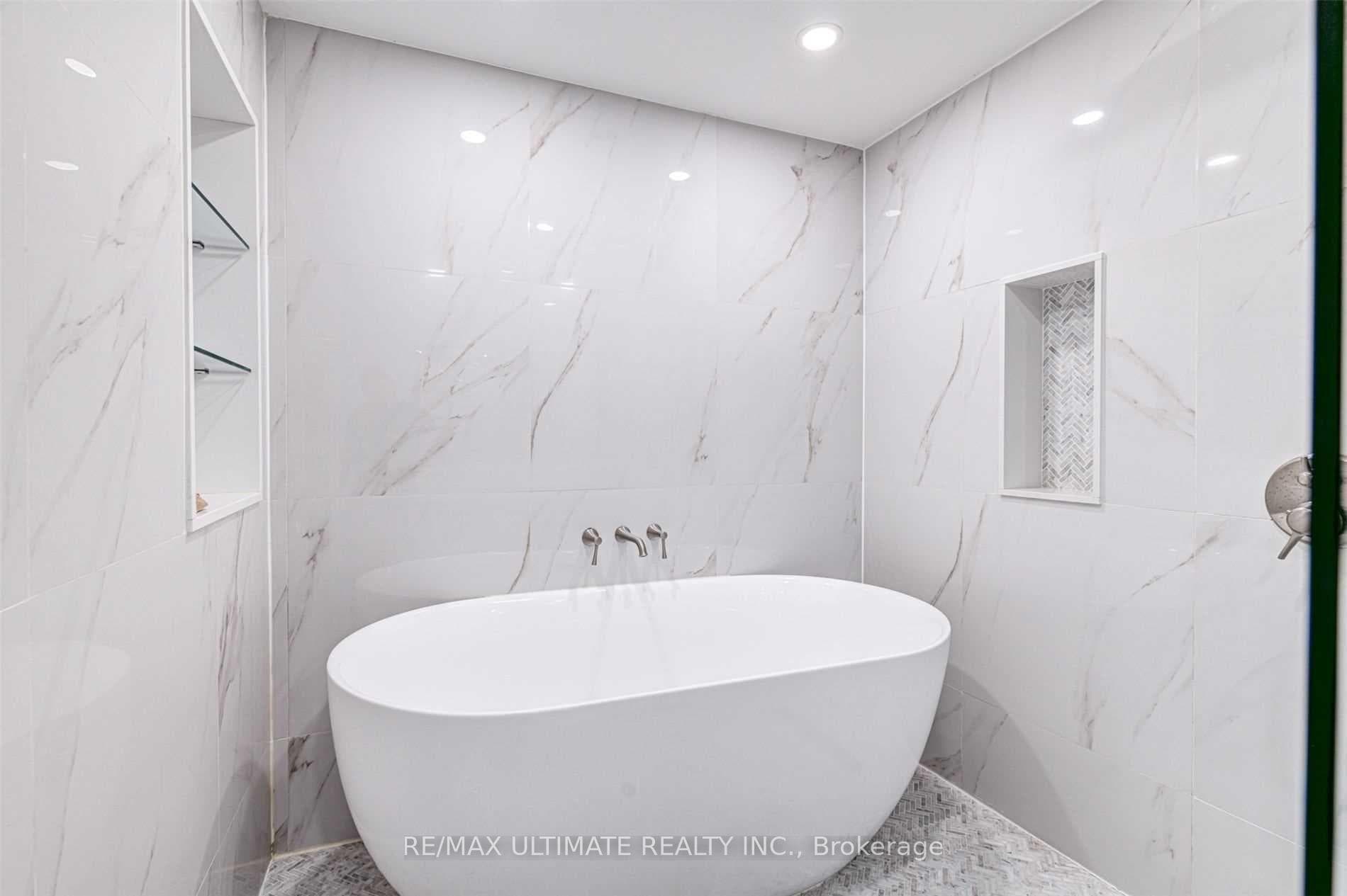 55 Harbour Square Unit 2416 photo 18