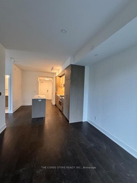 8 Manor Road Unit 407 photo 12