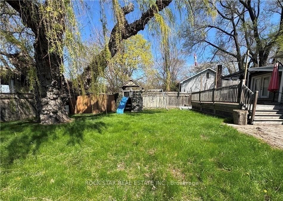 996 BEACH Boulevard photo 26