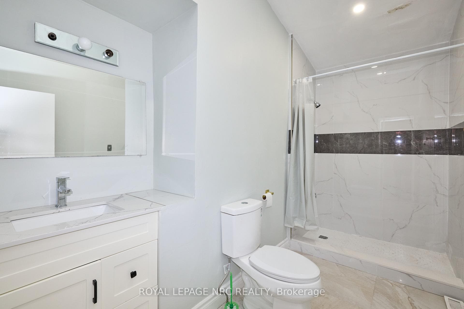 6673 Huggins Street photo 38