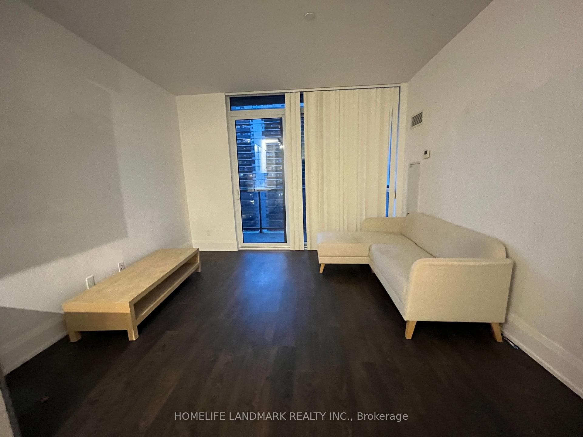 101 Erskine Avenue Unit 1501 photo 5