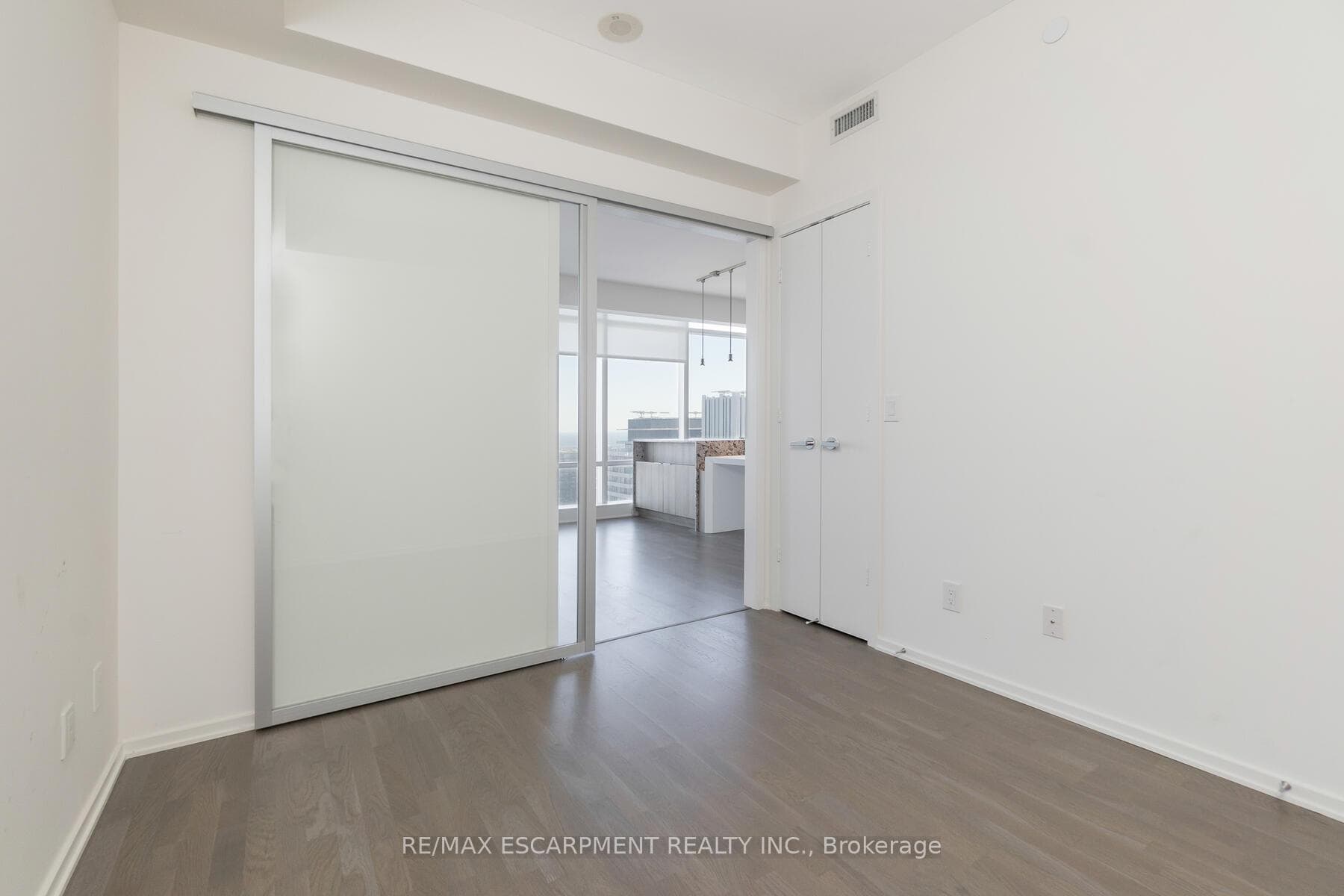1 Bloor Street Unit 5503 photo 14