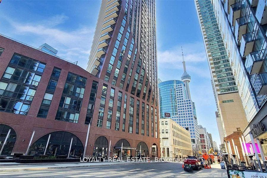99 John Street Unit 2508 photo 31