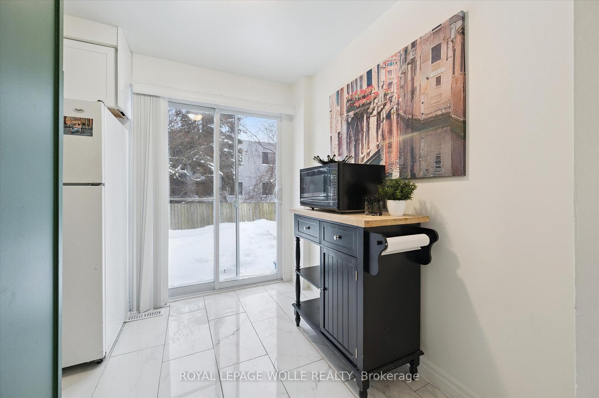 11 Ingleside Drive photo 16
