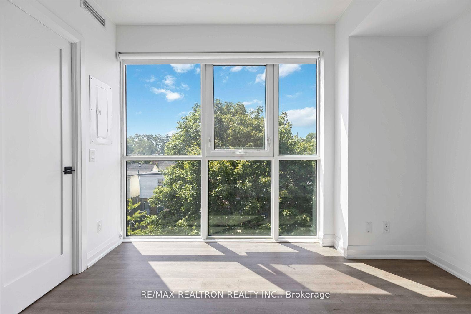 2369 Danforth Avenue Unit 316 photo 13
