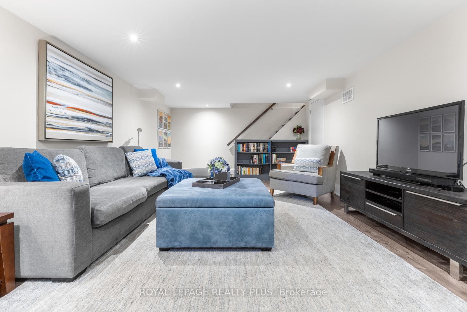 42 Edgemore Drive photo 34