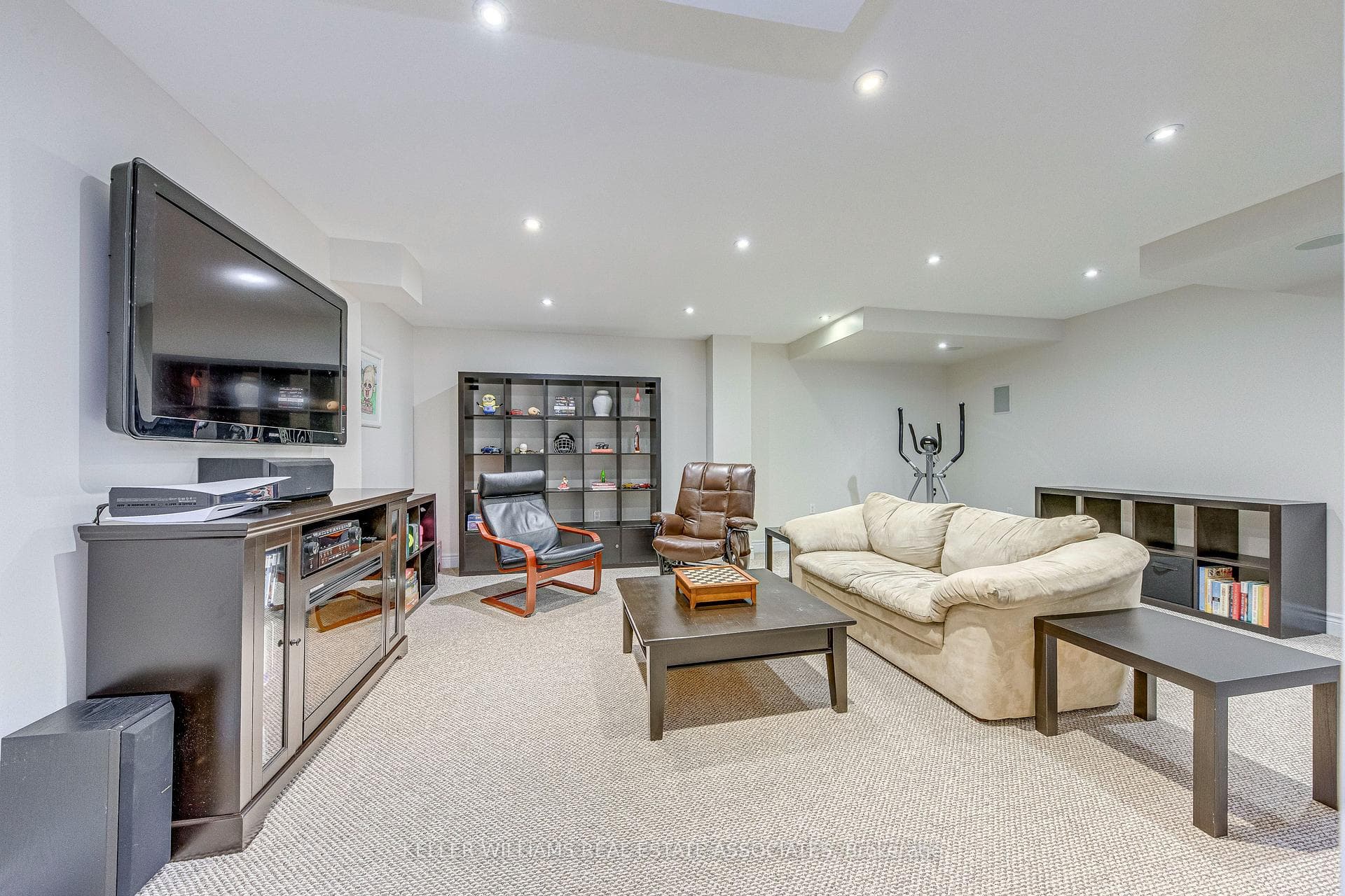 51 Ballantine Drive photo 22