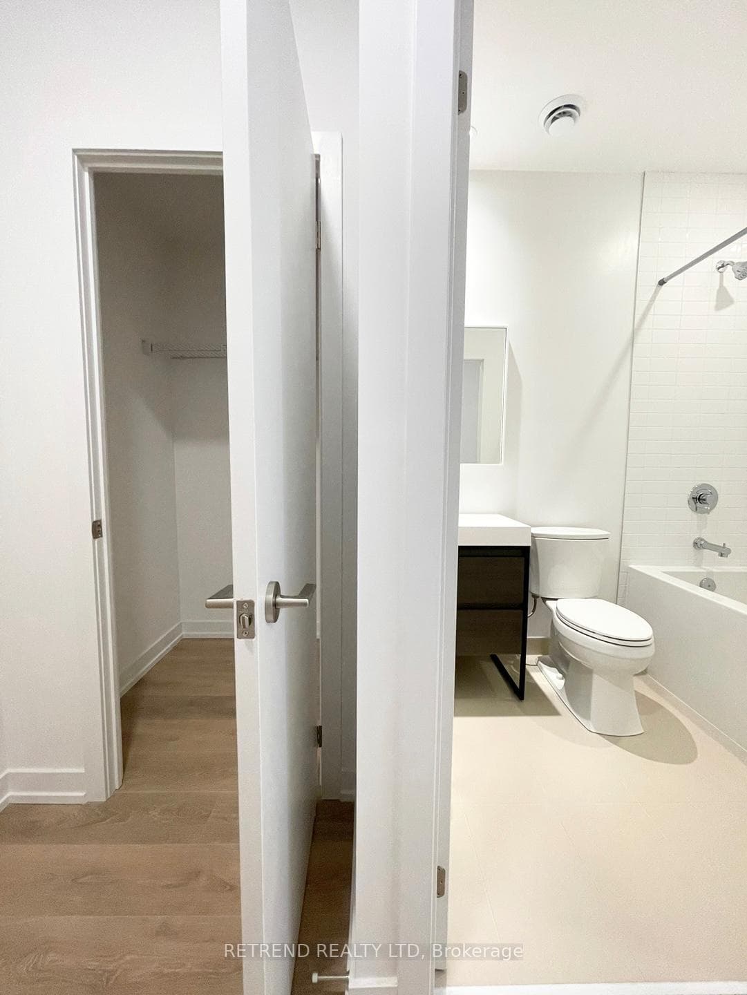 150 Logan Avenue Unit 113 photo 15