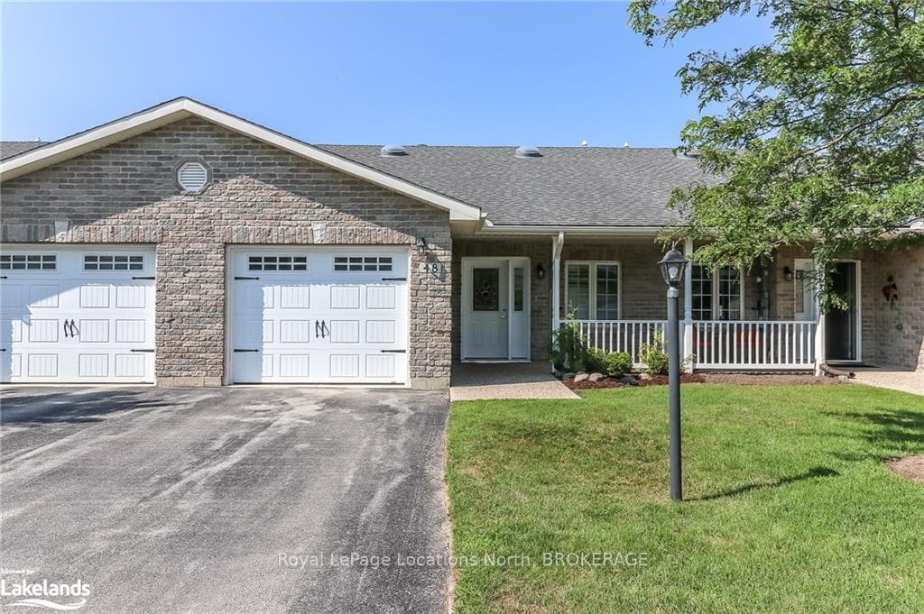 48 CLOVER Crescent photo 1