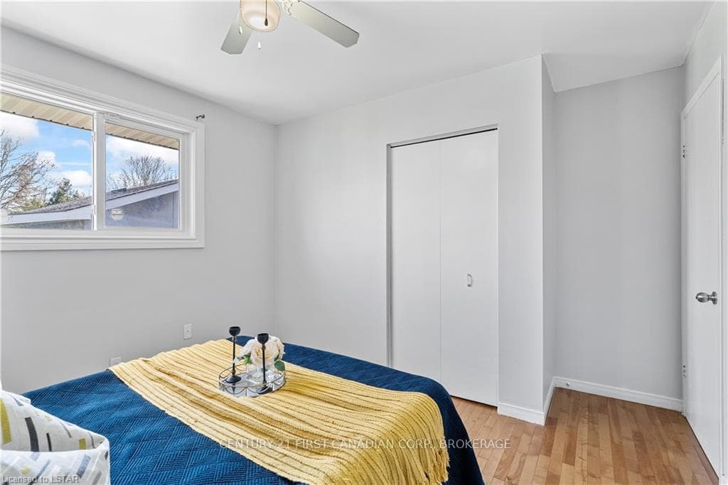 332 BELFIELD Street photo 20