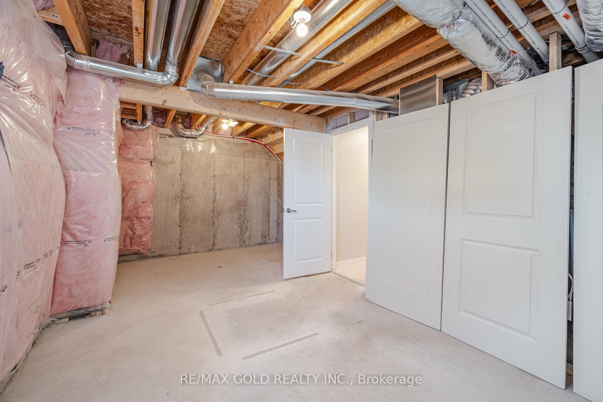 797 Conlin Road photo 24
