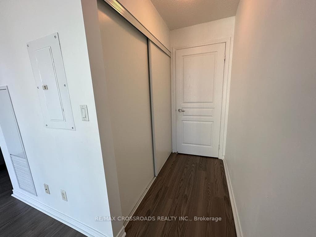 352 Front Street Unit 1011 photo 7