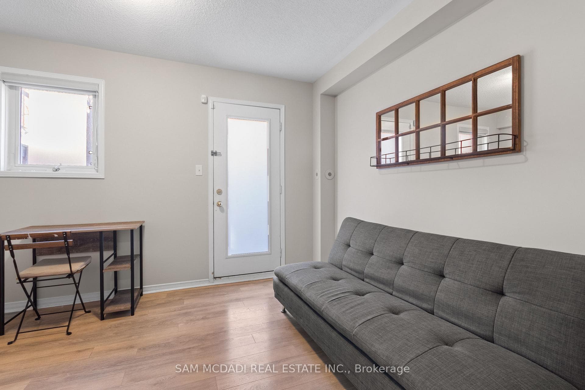 435 Hensall Circle Unit 11 photo 24